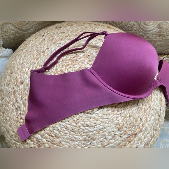 34 C Victoria's Secret Push-Up Plunge Bra - Picture 6 of 16